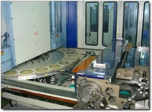 Guangzhou Yilong Optical Disk Technology Co., Ltd. - Packaging & Printing reference image 2