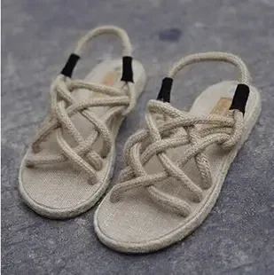 Shenzhen Bao'an District Xixiang Zhen De Hao Shoes Trading Firm - Clothing reference image 1